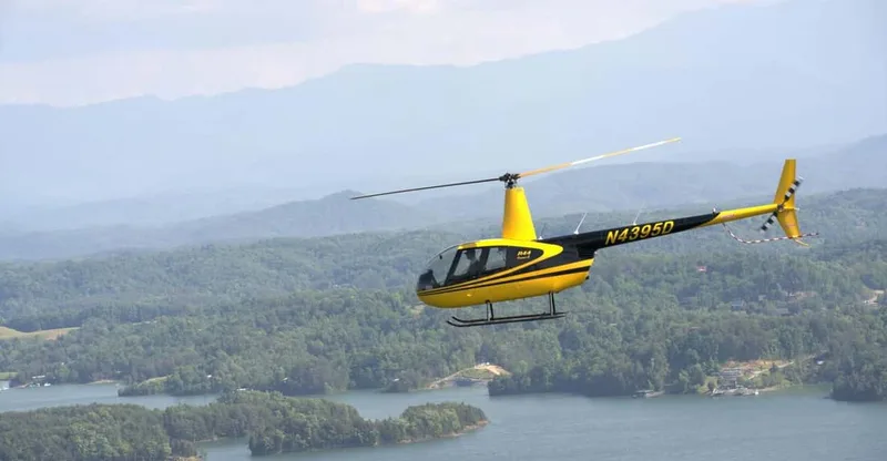 Smoky Mountain and Lake Helicopter Trip — helicopter tour in Pigeon Forge