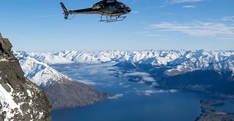 Remarakbles Helicopter Tour with Alpine Landing — helicopter tour in Queenstown